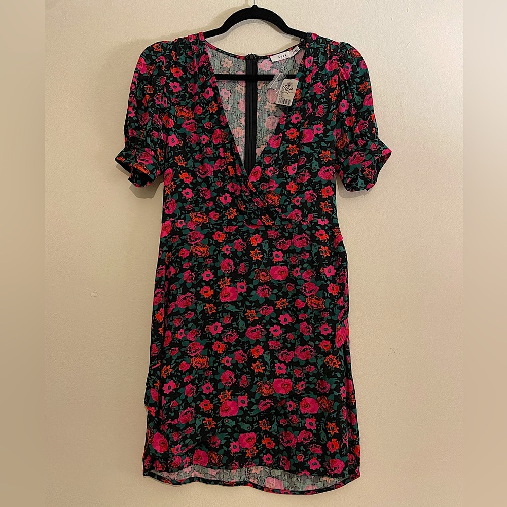NWT Lush floral dress